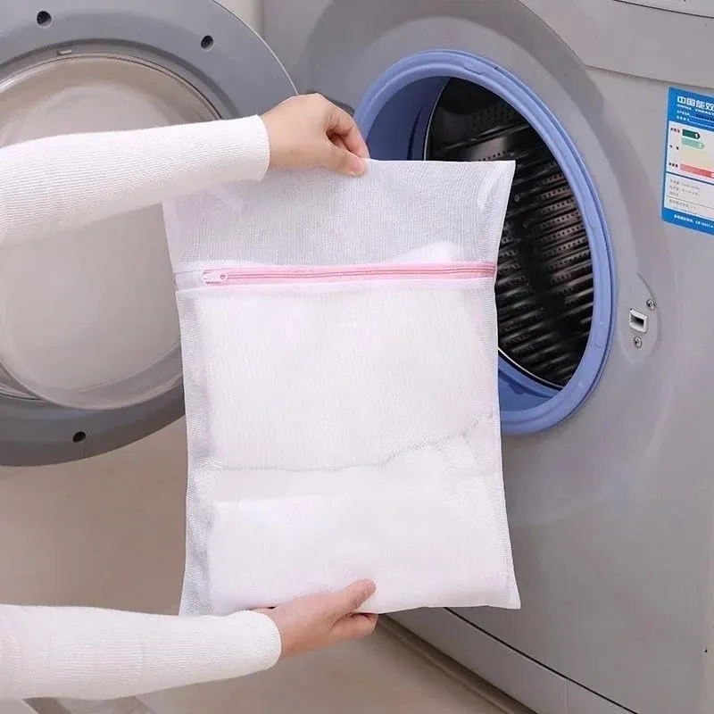 2Pcs Mesh aundry Bags Washing Machine Mesh Wash Bags Travel Storage Organize Bag Sturdy Zipper Breathable Mesh Exquisite Laundry Bag for Underwear Clothes Pants Shoes and Socks(Coarse net M)