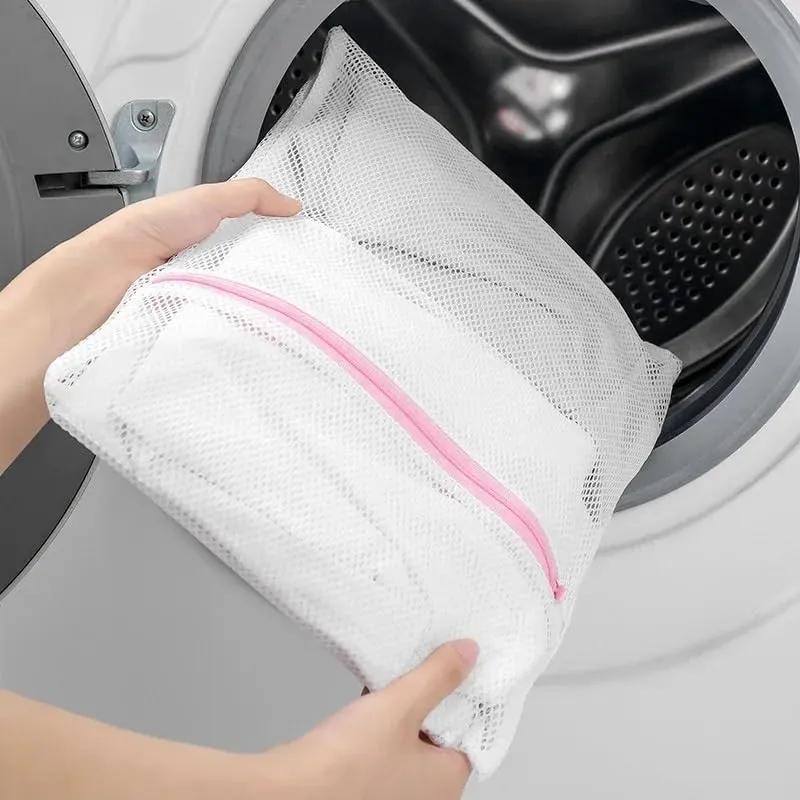 2Pcs Mesh aundry Bags Washing Machine Mesh Wash Bags Travel Storage Organize Bag Sturdy Zipper Breathable Mesh Exquisite Laundry Bag for Underwear Clothes Pants Shoes and Socks(Coarse net M)