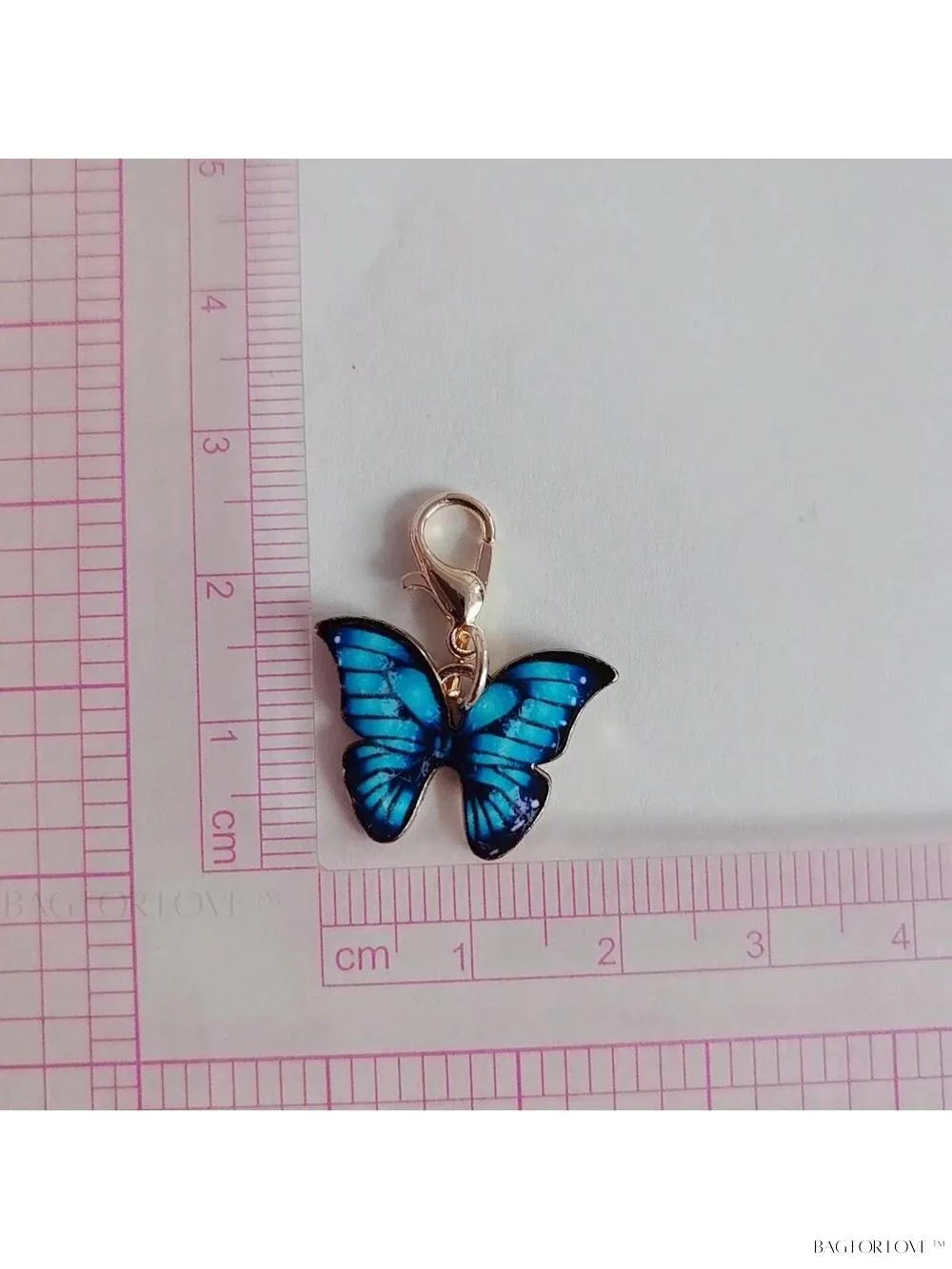 BagForLove - Delicate Metallic Pink Butterfly Clasp Zipper Keychain Gift