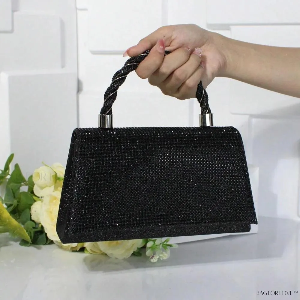 BagForLove - Exquisite Crossbody Bag with Delicate Chain Details