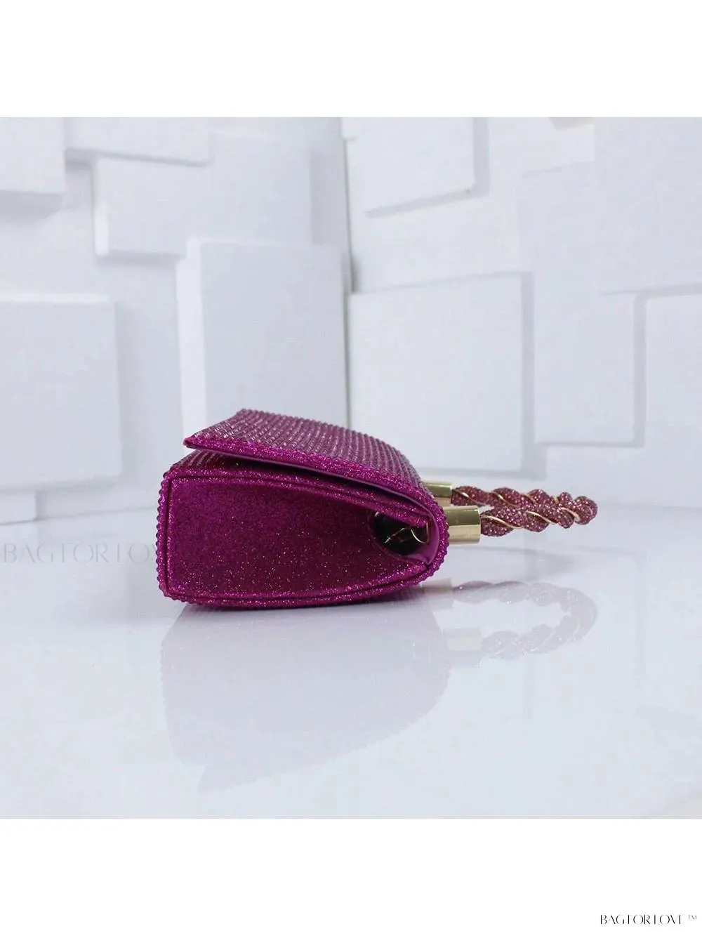 BagForLove - Exquisite Crossbody Bag with Delicate Chain Details