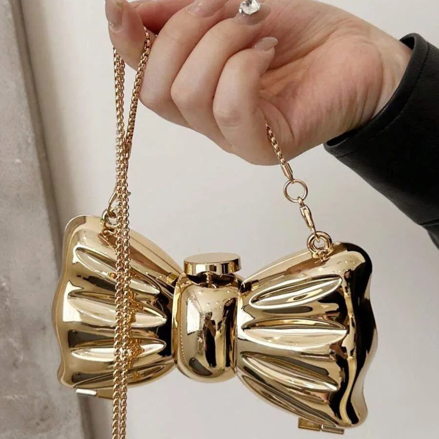 Bow Clutch