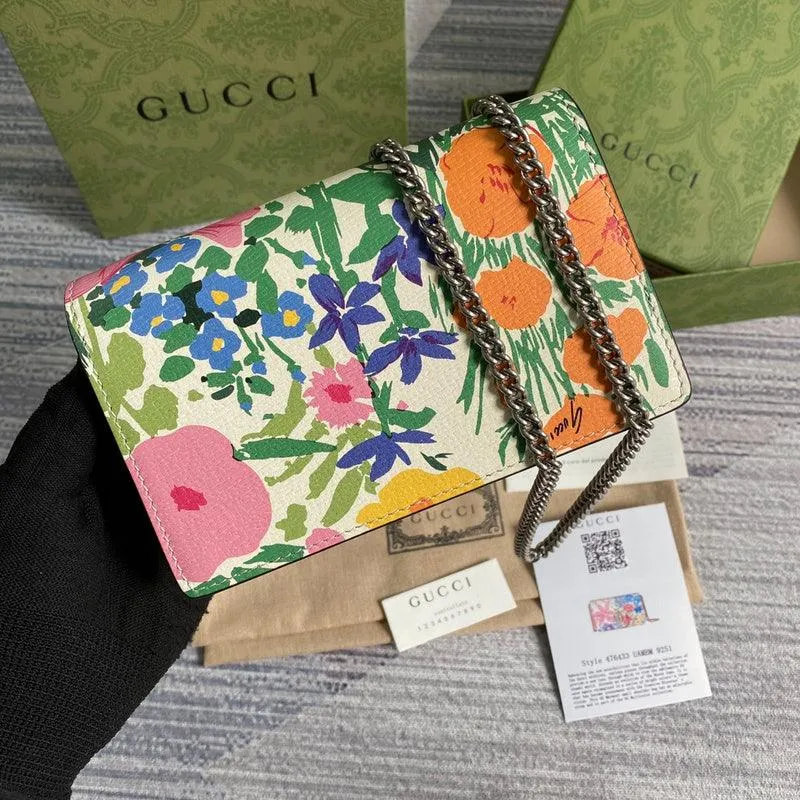 Charm - GG Bags - 2008