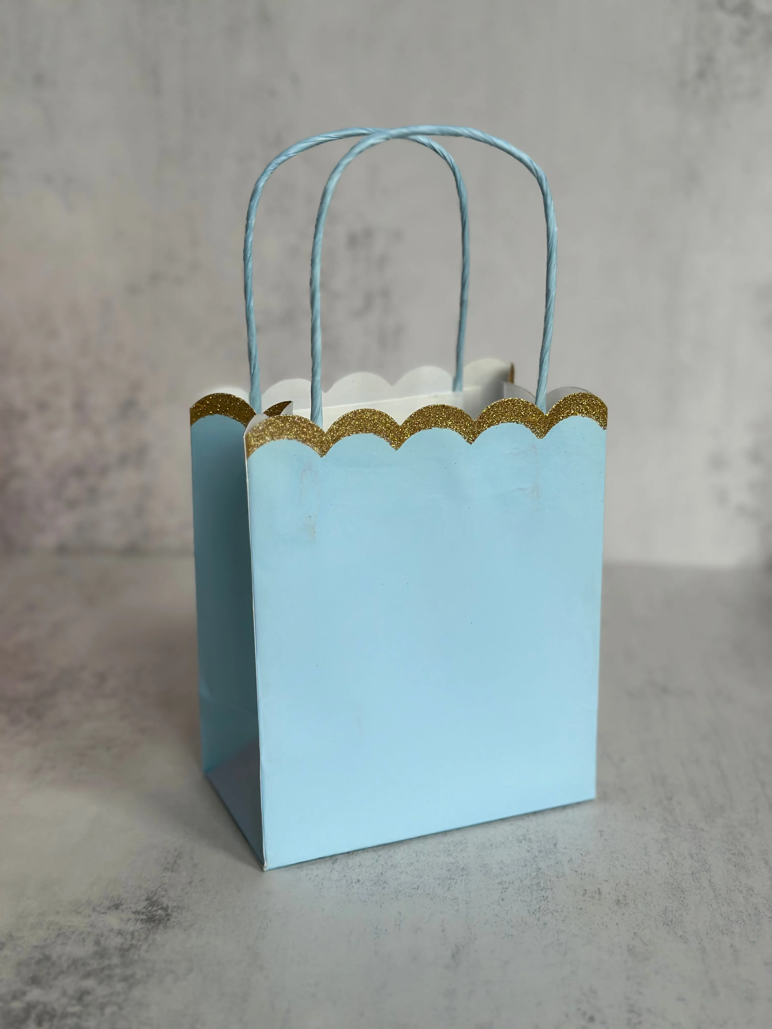 Colourful Scallop Edge Party Bags