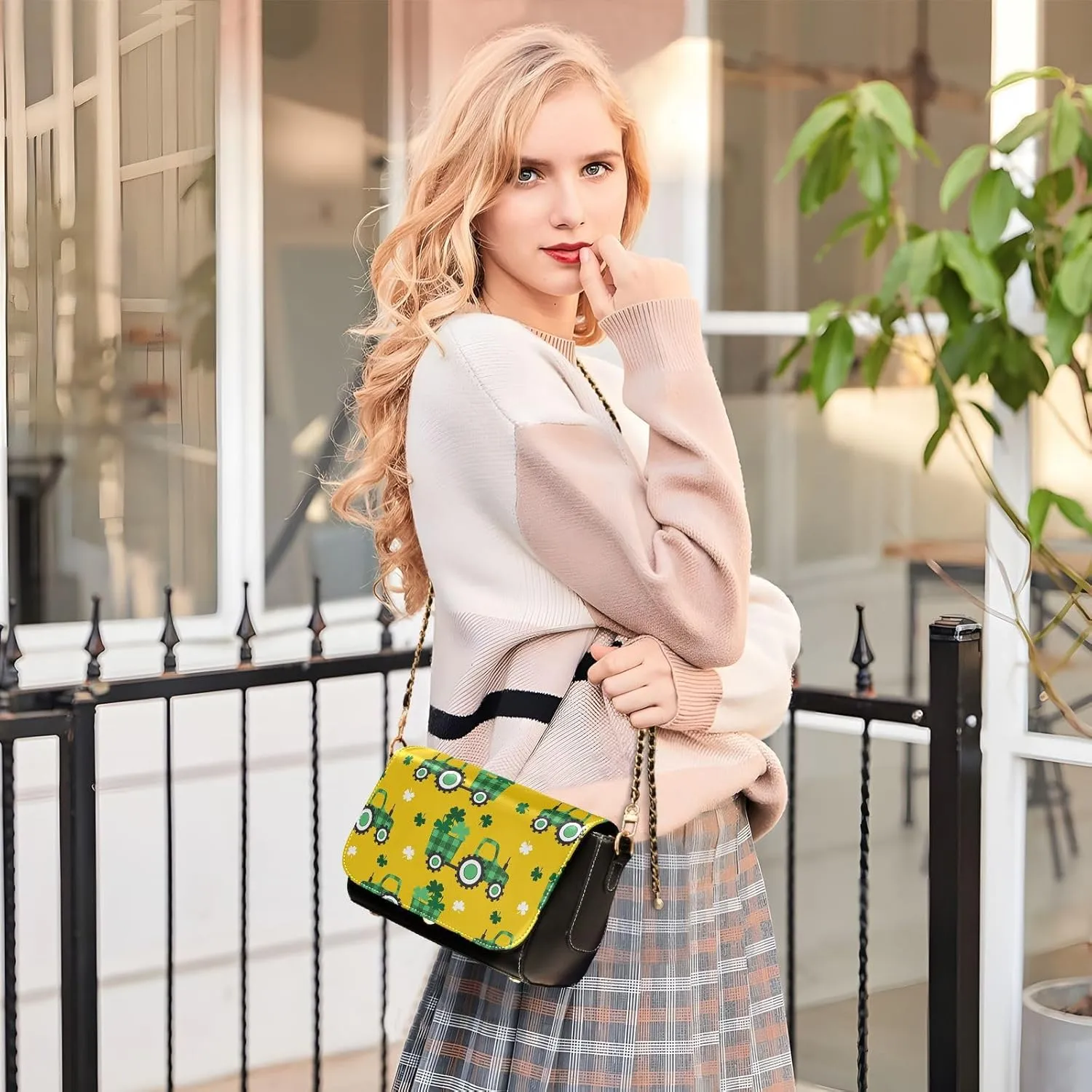 Crossbody Bags for Women Trendy Women's Black Shoulder Bag Small PU Leather Flap Cross Body Bag Handbags