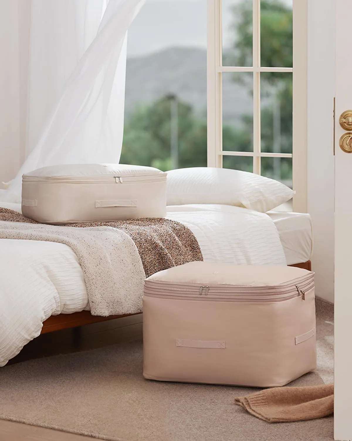EACHY 3-Pack Comforter Storage Bag Blanket Storage Bags, Compression Bags for Blanket Comforter, Ultra Space Saving Self Compression Organizer