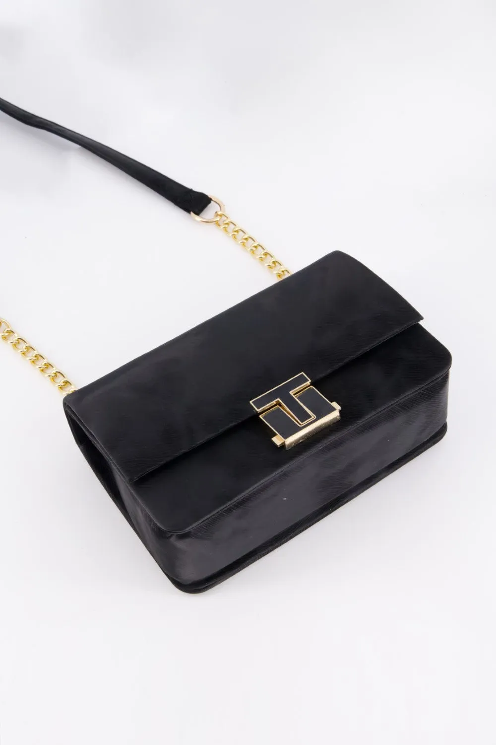 Elegant Black Leather Shoulder Bag
