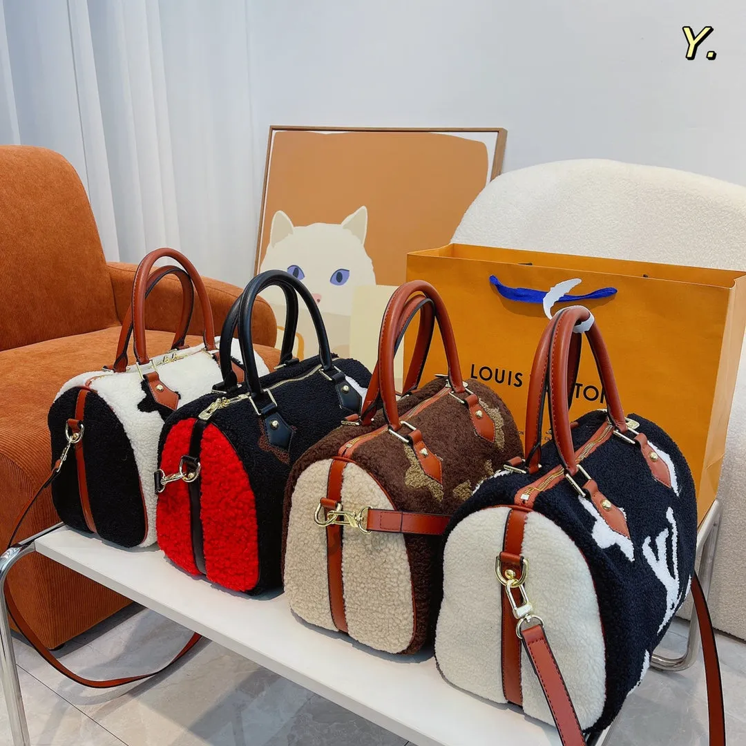 Fluffy Speedy Bag