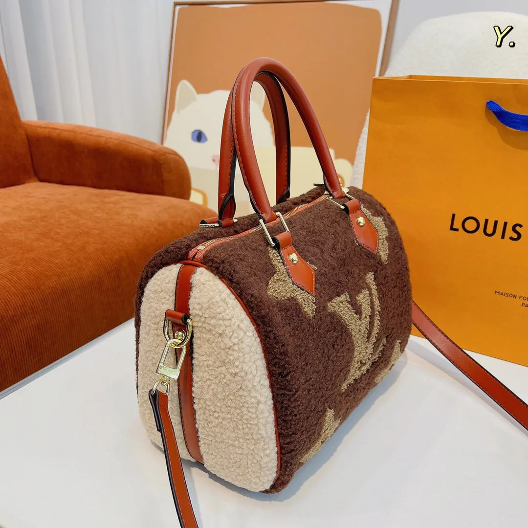 Fluffy Speedy Bag