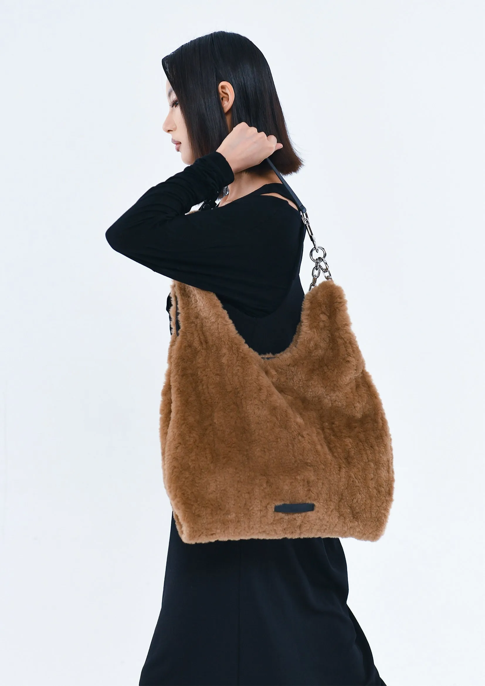 Fluffy tote bag - brown