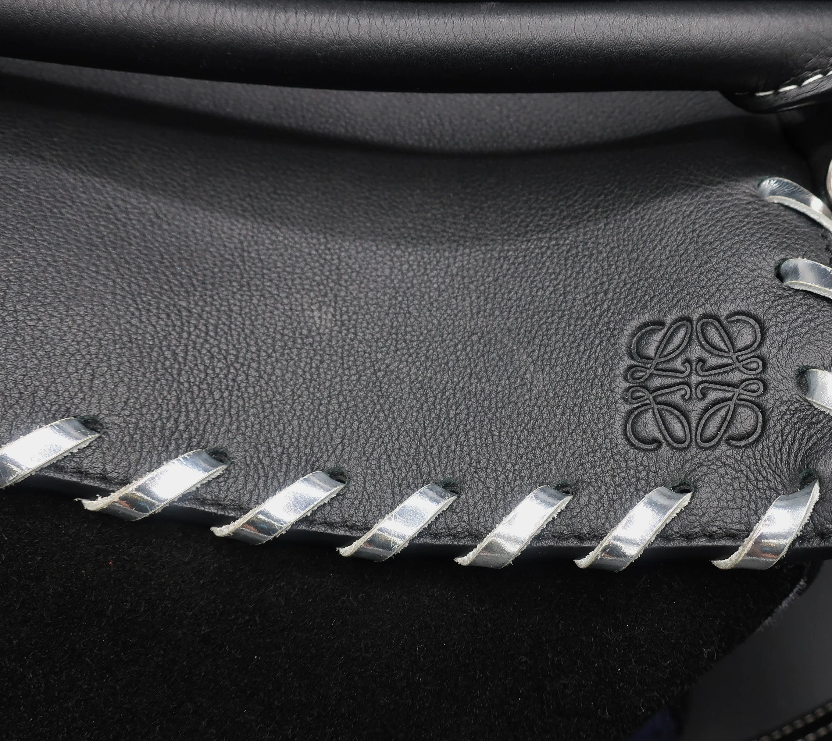 Loewe Puzzle Bag