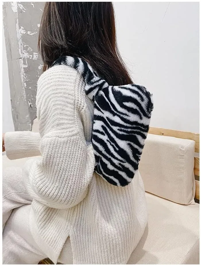 Pooyikoi Plush Underarm Bag, Ladies Fluffy Shoulder Bag, Women Y2K Furry Purse Fluffy Tote Bag for Autumn and Winter