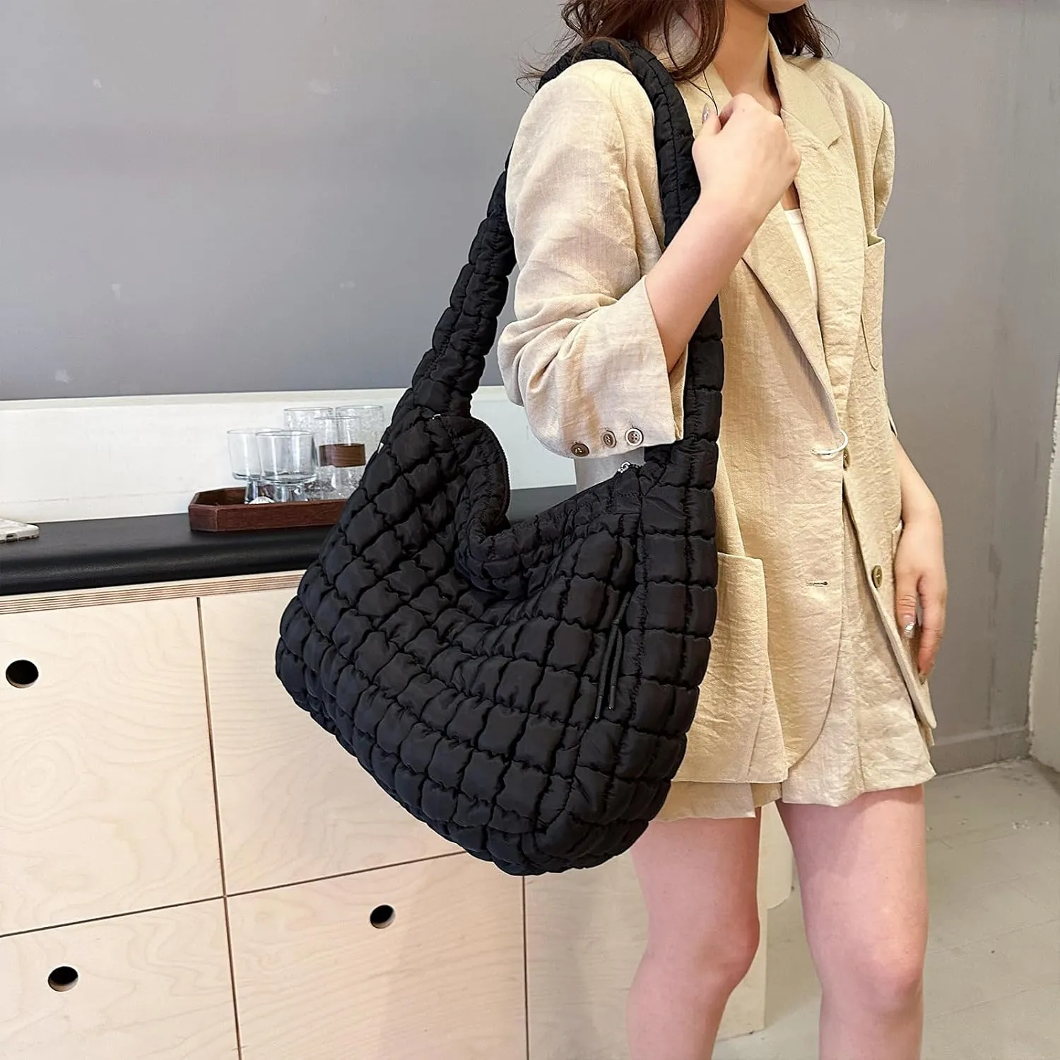 Quilted Tote Bag, Large Lightweight Quilted Bag Puffer Tote Bag Trendy Puffy Purse Hobo Bags for Women