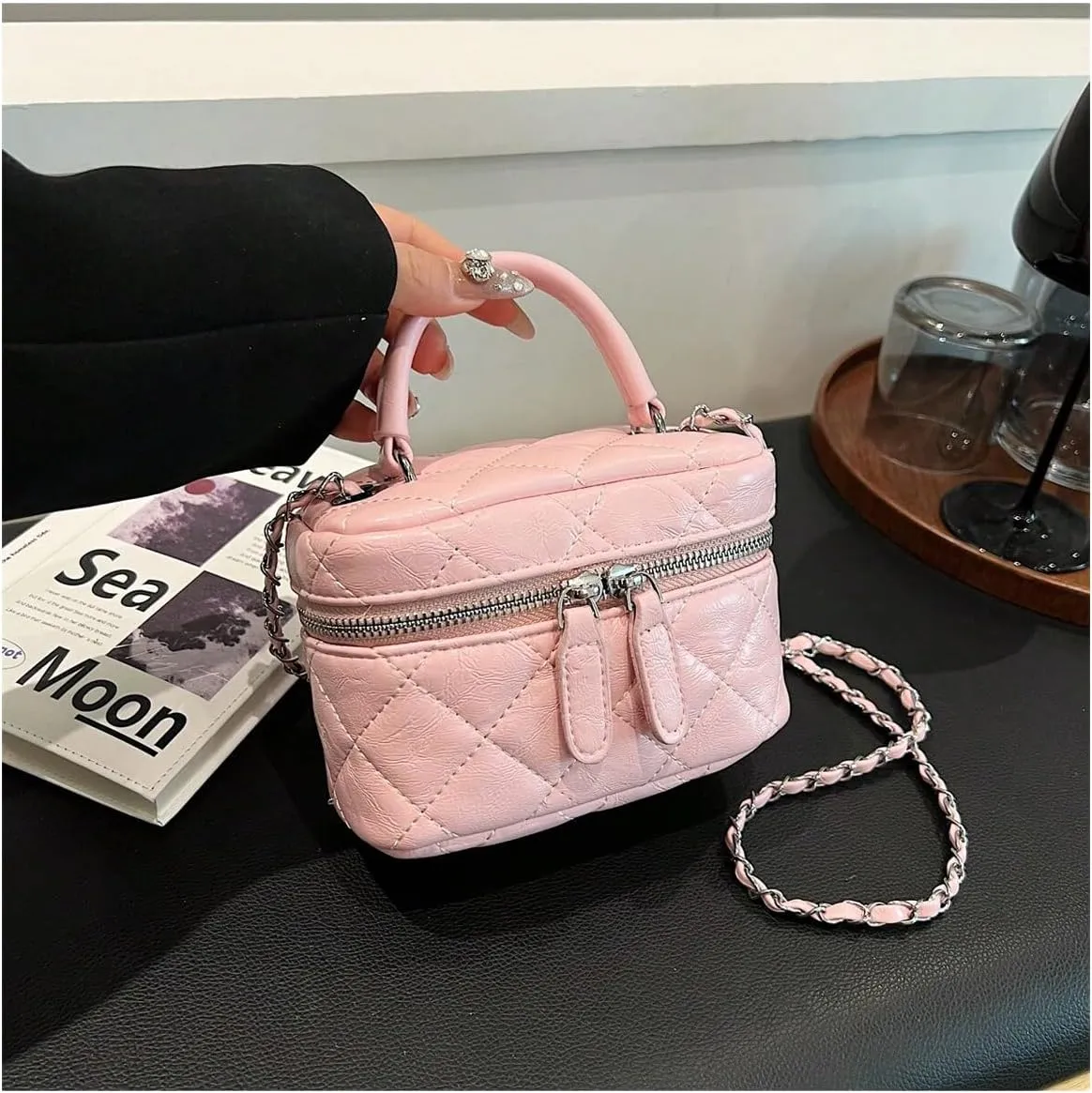 QWINEE Women's Silver Top Handle Crossbody Bag Small Crocodile Embossed Satchel Bag Mini Bucket Handbag