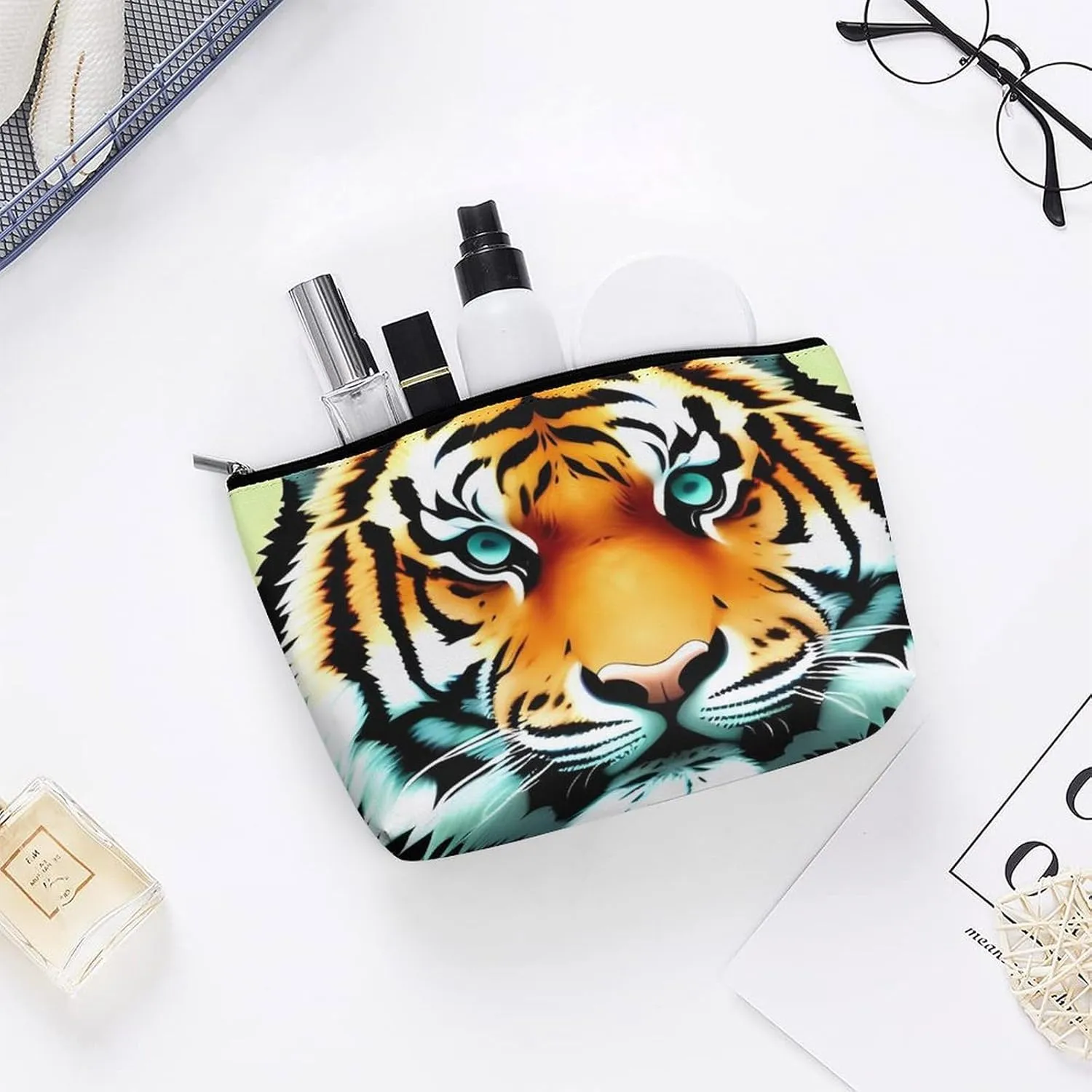 Small Cosmetic Bag Elegant Roomy Little Fat Tiger Head Makeup Bags Portable Zipper Pouch Lipstick Bag Travel Toiletry Bag for Best Friend Gift