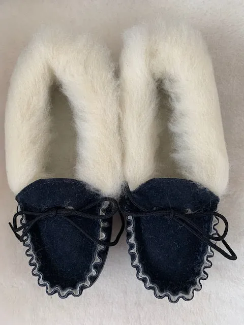 Suede Moccasin with Wool Lining and Hard Sole | Daisy