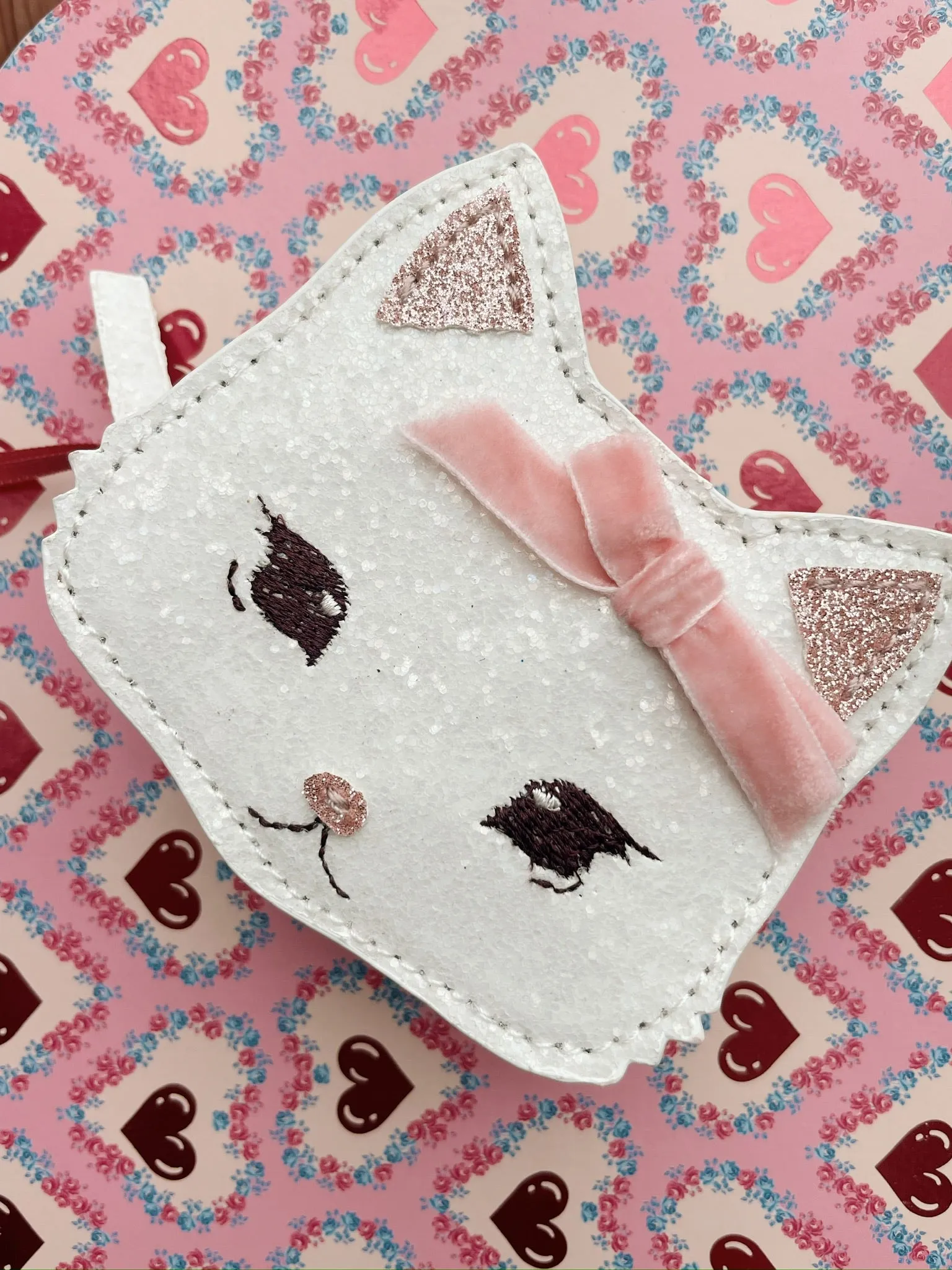 TUT KITTY WALLET - buttercream