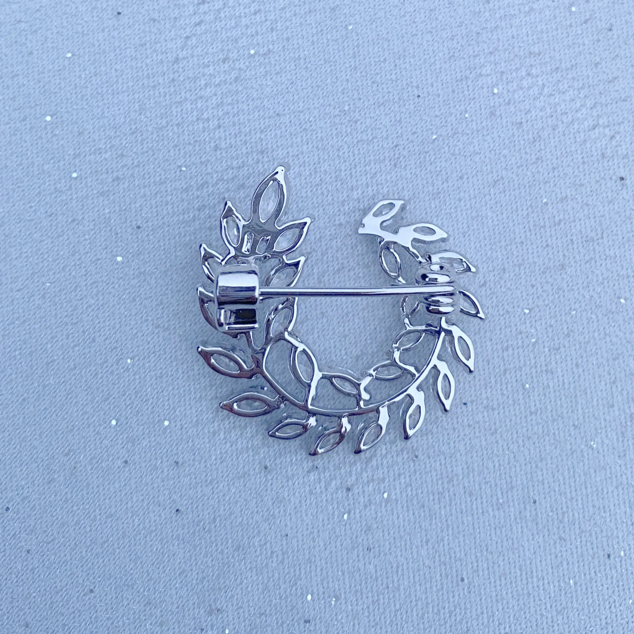 Wreath Brooch Crystal Pin Small Brooch in Gold or Silver
