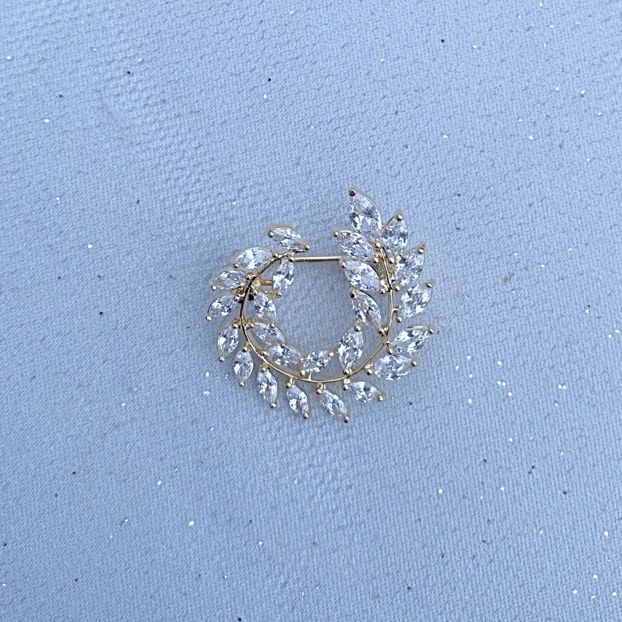 Wreath Brooch Crystal Pin Small Brooch in Gold or Silver