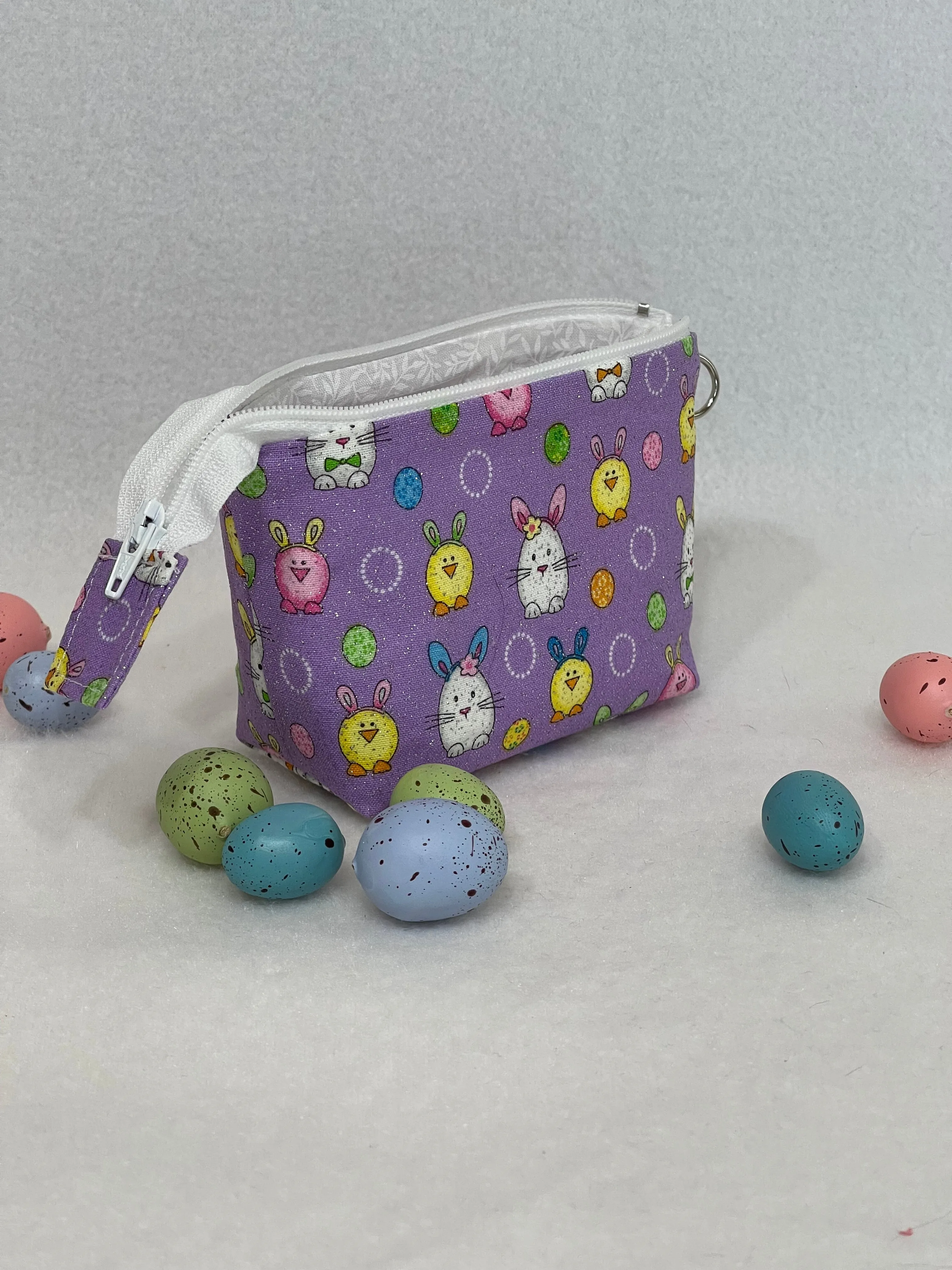 Zipper Bucket Bag - Glittery Easter Bunny Eggs