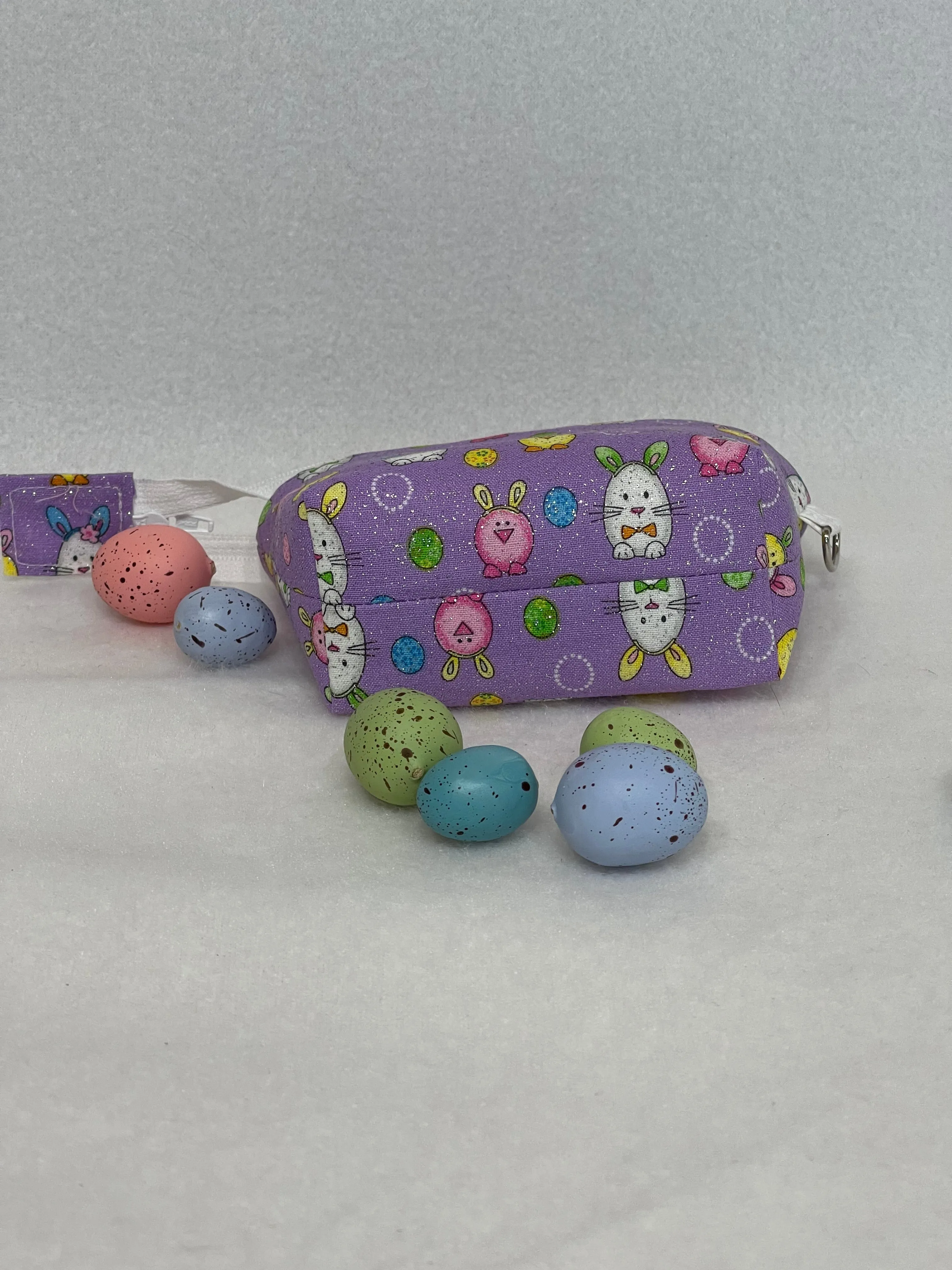 Zipper Bucket Bag - Glittery Easter Bunny Eggs